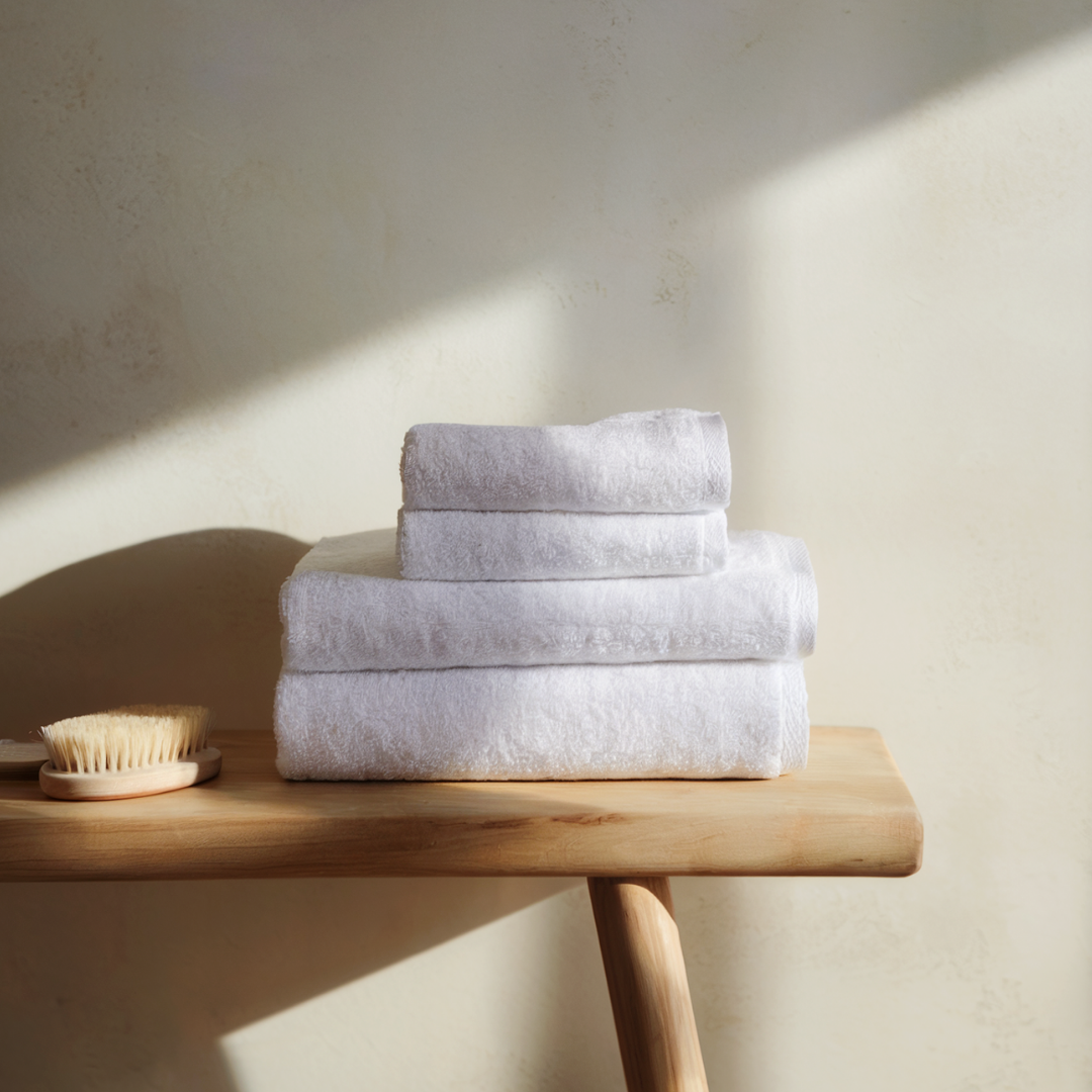 Ultrasoft Family Bath Bundle 16pcs - Pure White